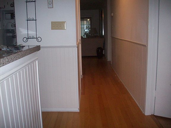 3rd image of 221 Medford Ct Unit A