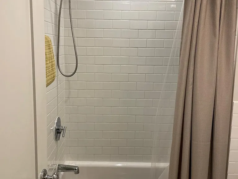 652 Massachusetts Ave #1 — Photo 8