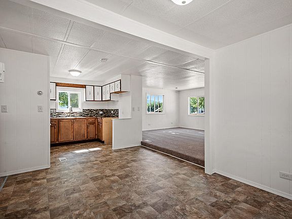 4th image of 3467 W Box Canyon Dr