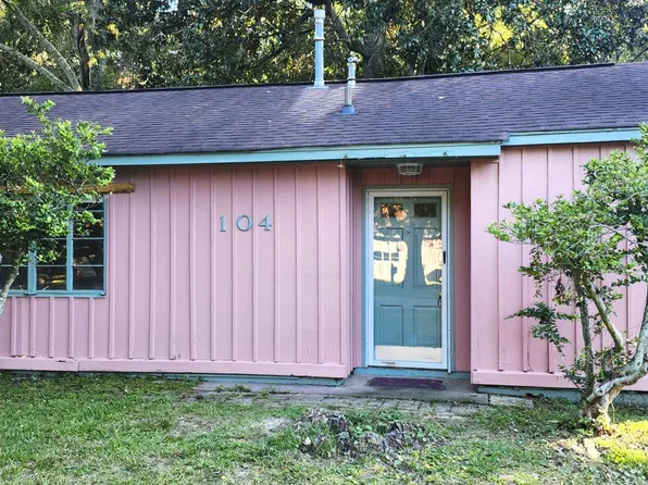 104 Ethel Cir, Ocean Springs, MS 39564