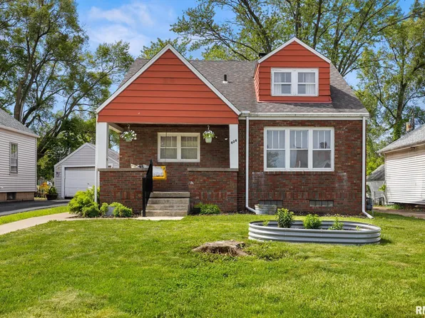 436 Carola St, Creve Coeur, IL 61610