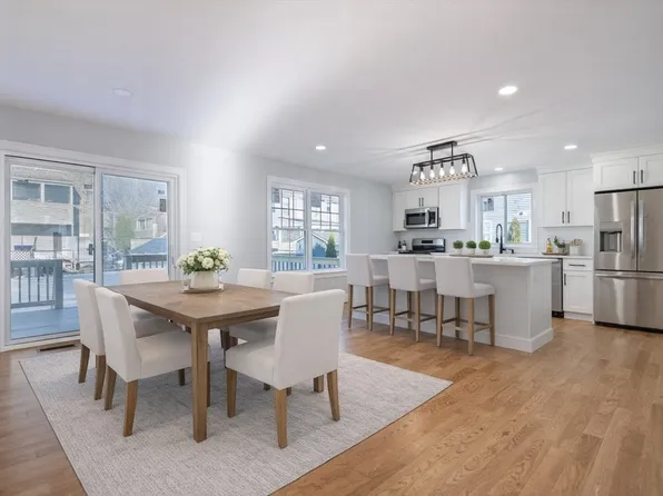 126 Wheeler St, Fall River, MA 02724