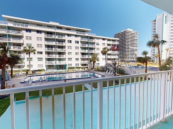 2nd image of 2727 N Atlantic Ave #2050