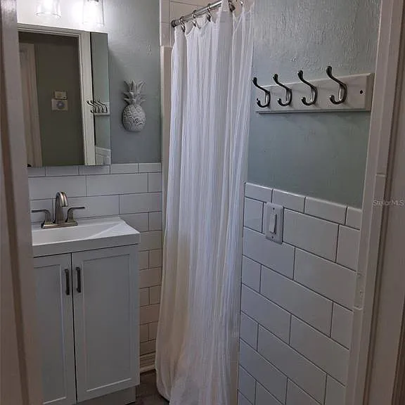 216 Berry St — Photo 40
