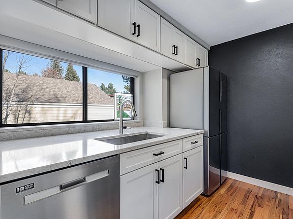 5th image of 2734 Northbrook Pl
