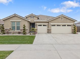 3426 W Perez Ave, Visalia, CA 93291