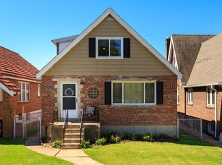 6334 Pernod Ave, Saint Louis, MO 63139