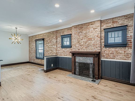 4th image of 1409 Newton St