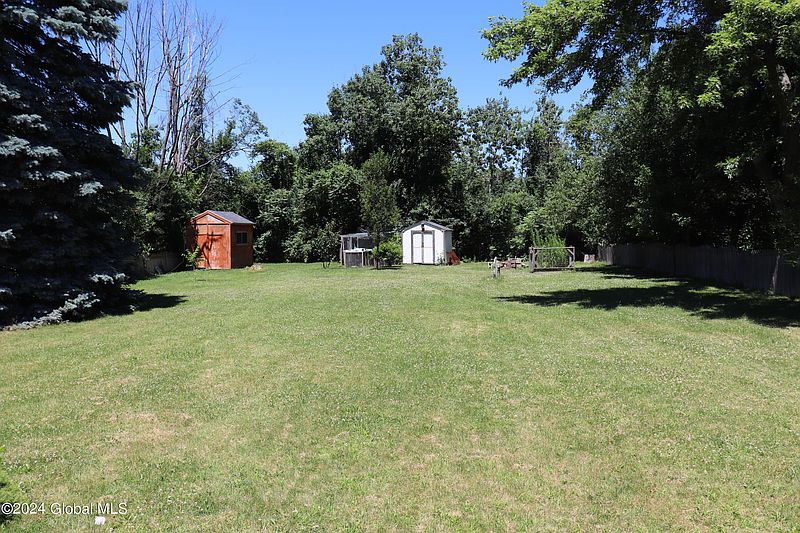 3rd image of 28 Balboa Drive
