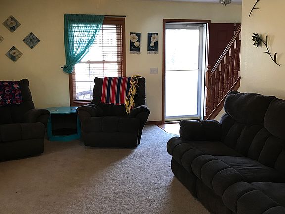 2nd image of 212 Earl North Dr