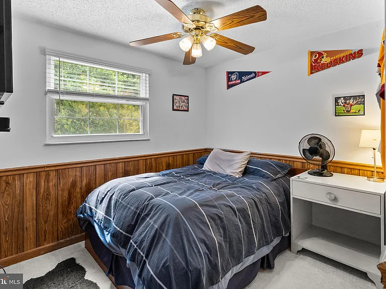 8113 Loving Forest Ct — Photo 32
