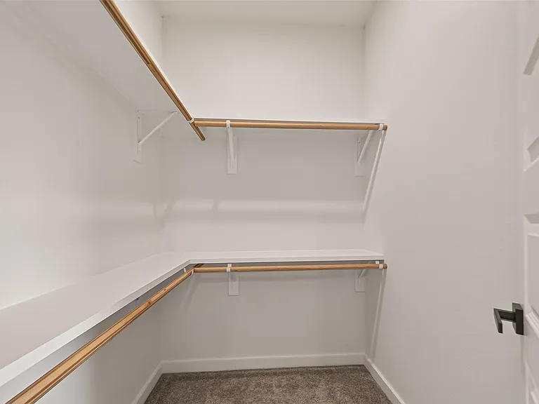 90 Burress St #A — Photo 32