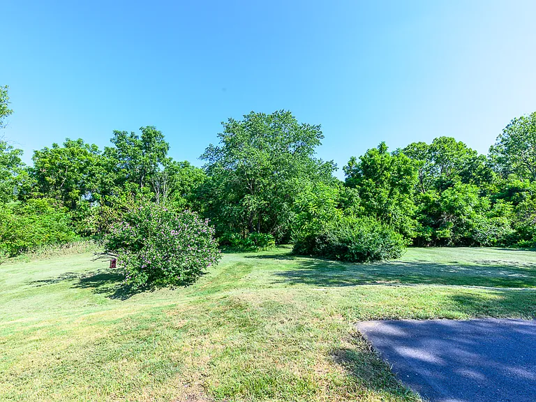 4555 Old Tavern Rd — Photo 28