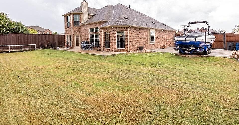 Update: w/ pool/spa/patio 