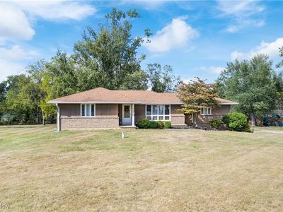 5109 Columbus Rd NE, Louisville, OH, 44641