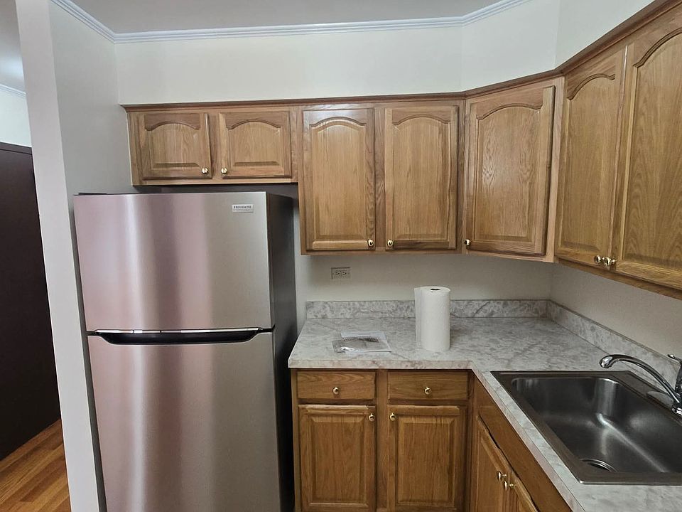 1st image of 25-33 41st St #3F