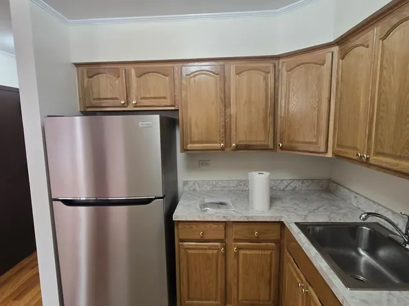 25-21 44th Street image 1 of 8