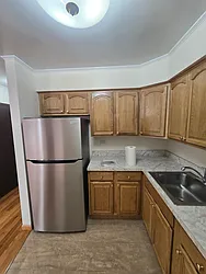 25-21 44th Street, #3F
