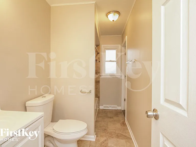 4924 Imperial Dr — Photo 9