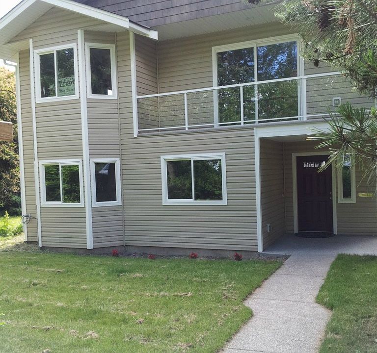 2nd image of 4705 Beacon Ave S