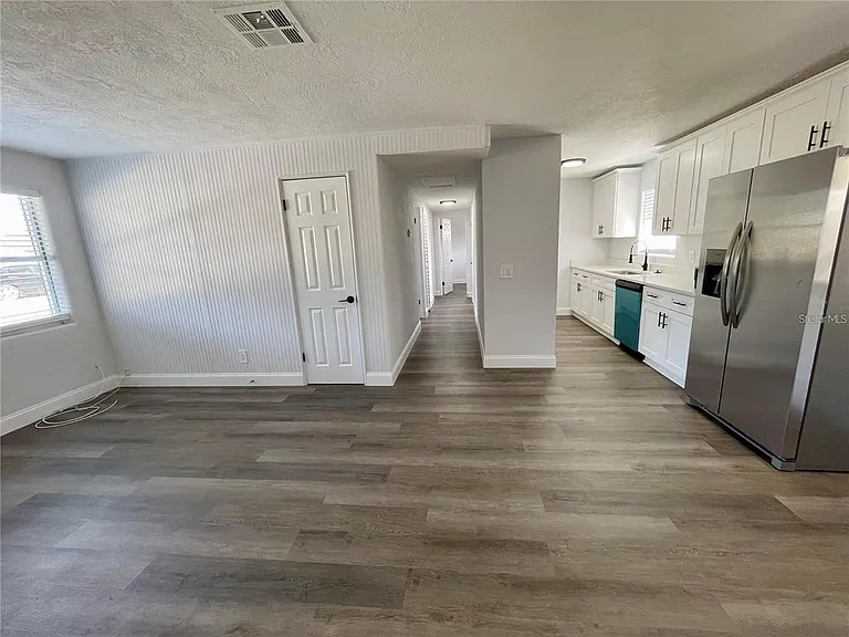 603 Conrad Dr — Photo 6