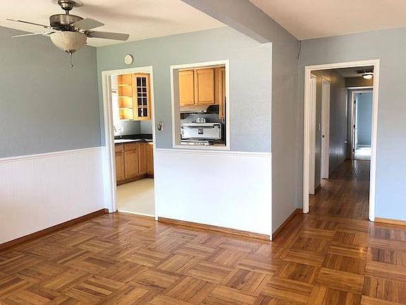 4th image of 375 Balsam Ave
