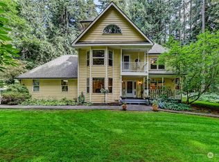 22805 NE 47th St, Redmond, WA