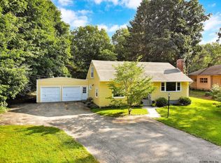 108 Kingsley Rd, Burnt Hills, NY 12027