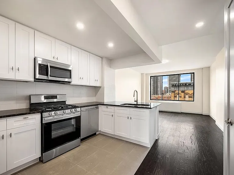 206 E 119th St #5B — Photo 3