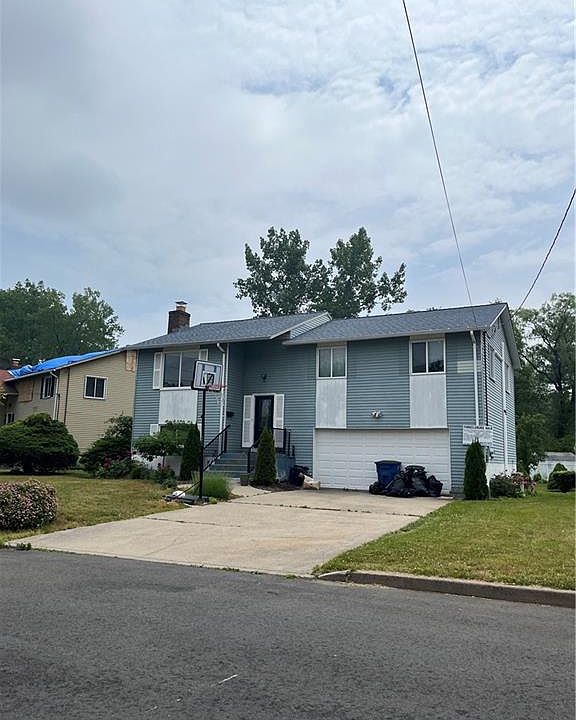 1st image of 157 Brooklawn Circle
