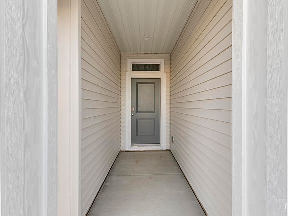 3rd image of 7354 S Menzingers Ave