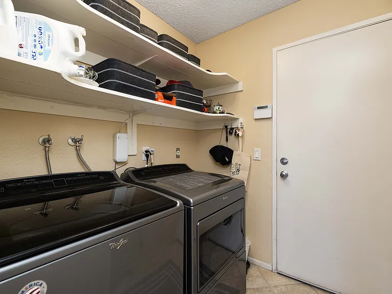 730 E Avenue J10 — Photo 3