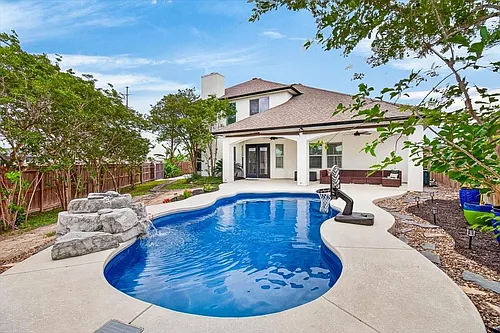 8417 Macarena Dr Photo 1