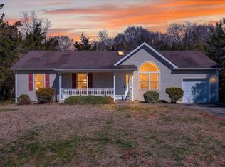 8 Meadows Edge Dr, Cape May Court House, NJ 08210