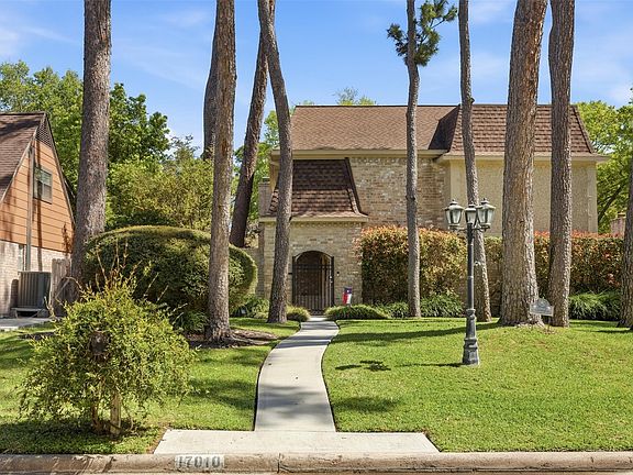 2nd image of 17010 Hillswind Cir