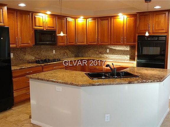 2nd image of 3633 Deer Flats St