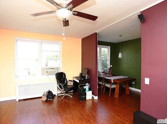 5th image of 3180 46th St