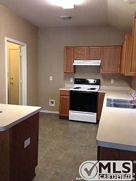 5th image of 6602 Chasethorn Dr