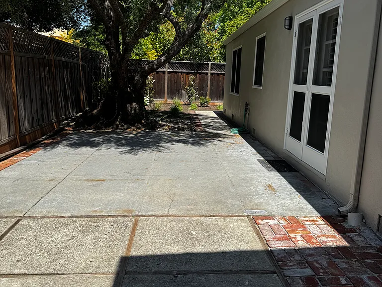 221 Colorado Ave — Photo 30