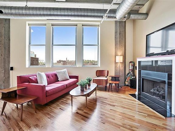 3rd image of 2107 Grand Blvd APT 507