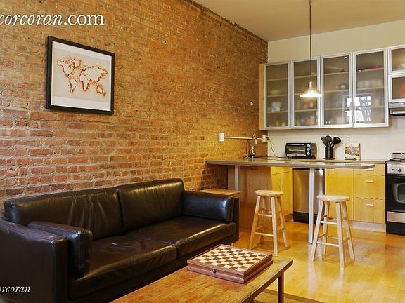 5th image of 794 Saint Johns Pl APT 4A