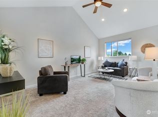 5027 NE 5th Pl, Renton, WA 98059