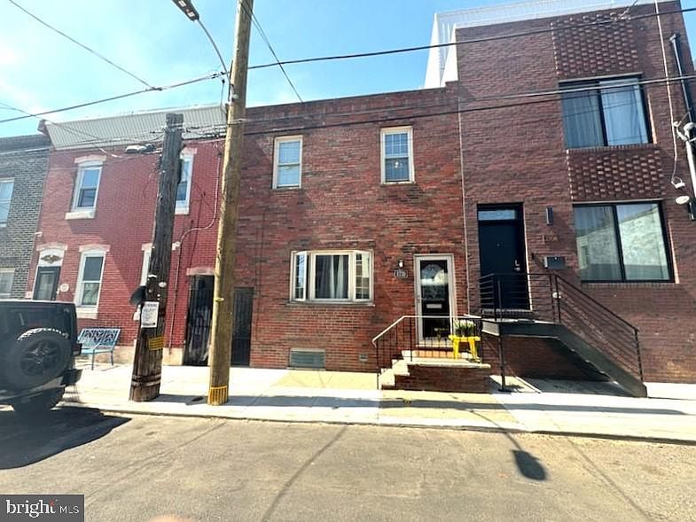 1st image of 2710 E Birch St