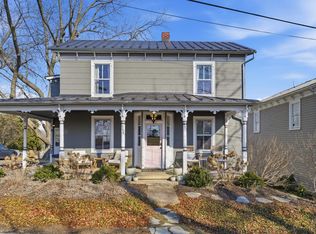 317 N Madison St, Staunton, VA 24401