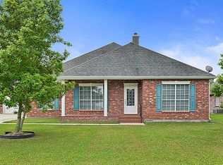 129 Fashion Blvd, Hahnville, LA 70057