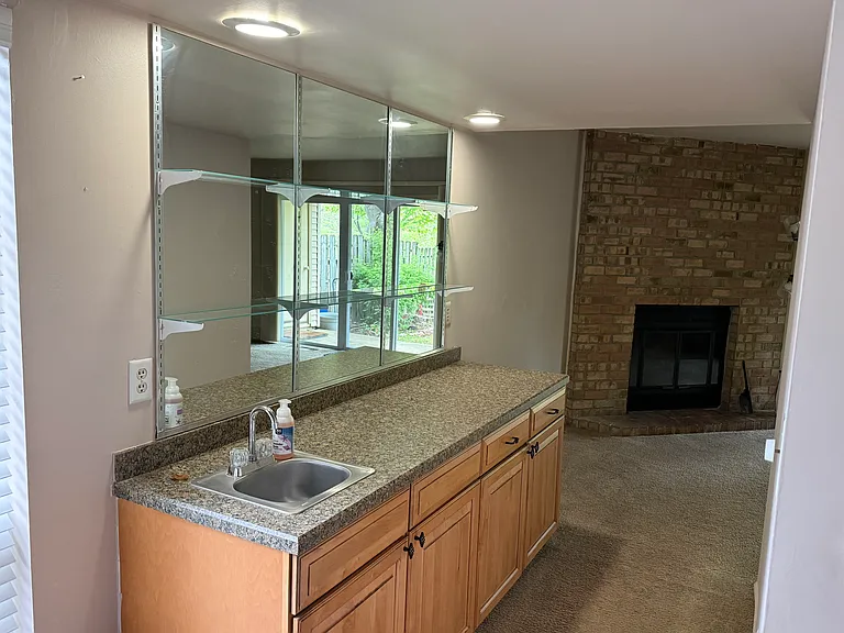 23 Cloister Ct #23 — Photo 15