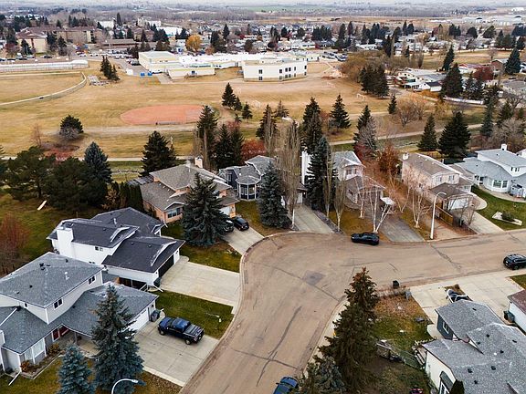 4th image of 185 Saint Andrews Dr