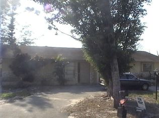 9152 SE Parkway Dr, Hobe Sound, FL 33455