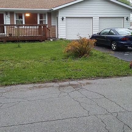 4th image of 6094 Canary Ave