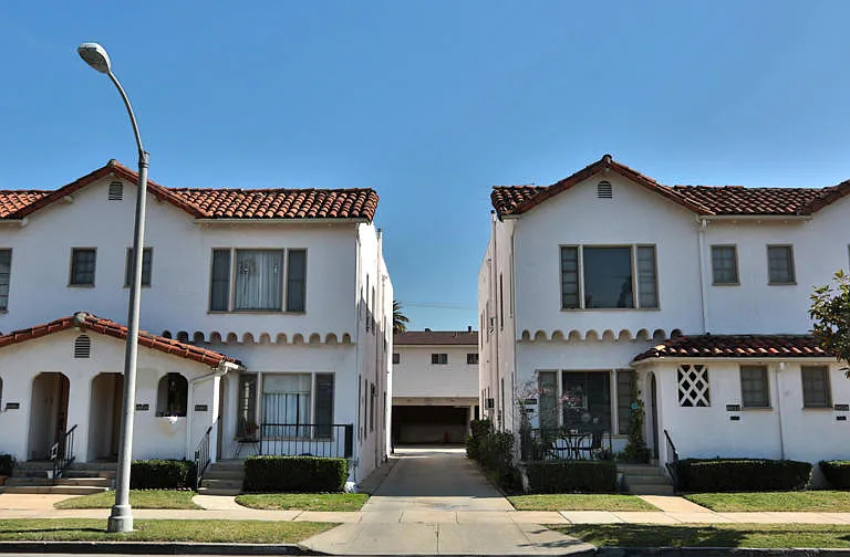 124 S Olive Ave #B — Photo 1